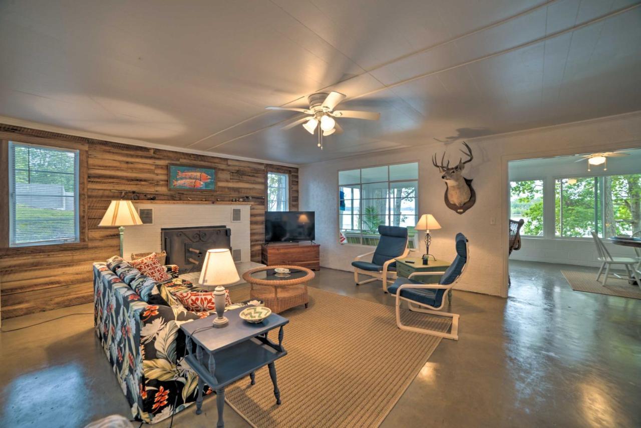 Kentucky Lake Cabin With Private Dock And Fire Pit New Concord Exterior foto